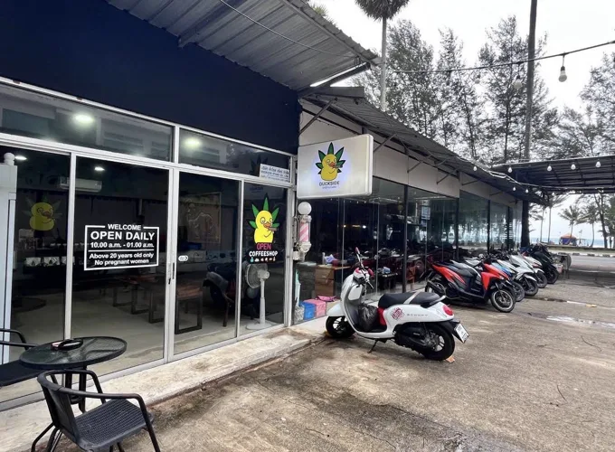 DUCKSIDE Karon — store exterior